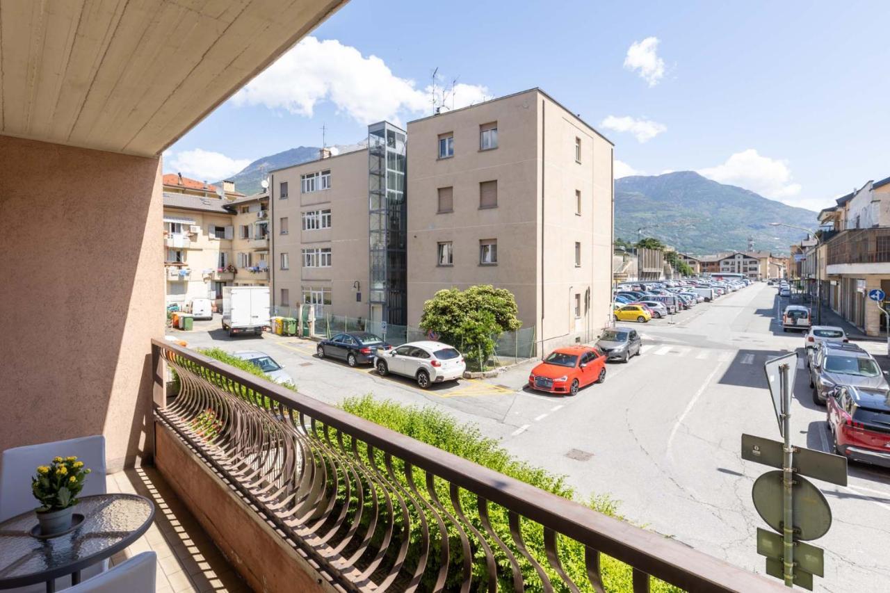Casa Vacanze- Debra Aosta Exterior foto